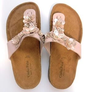 NWOT Giulia Palau Made in Italy Big Girl Sandals with Flowers, Gold Size US 2